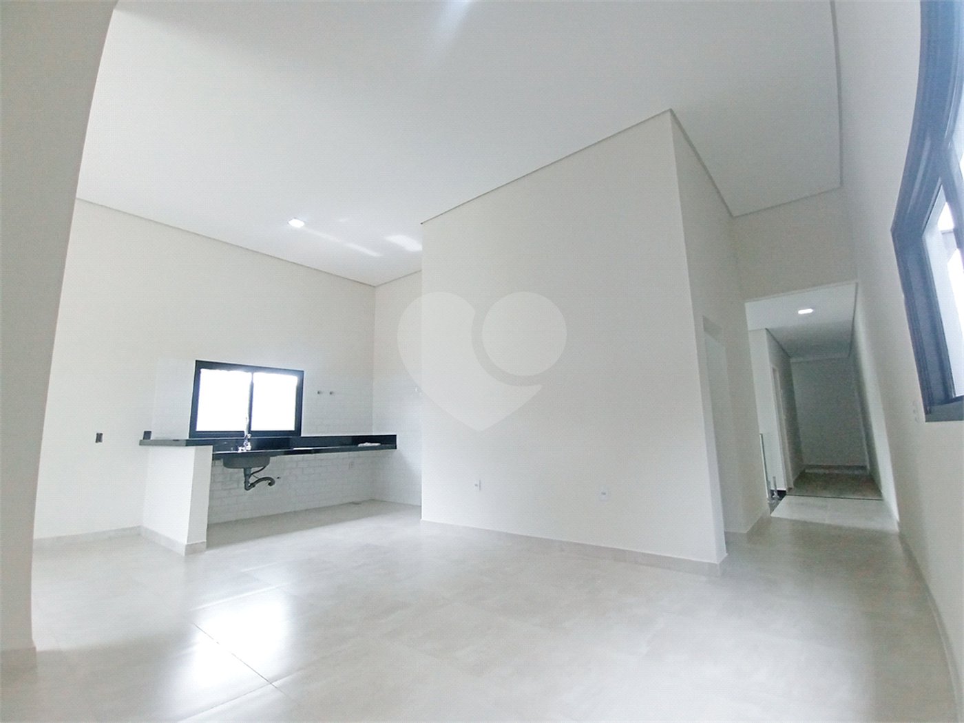 Casa à venda com 3 suítes no condomínio Reserva dos Jatobás, Louveira - SP