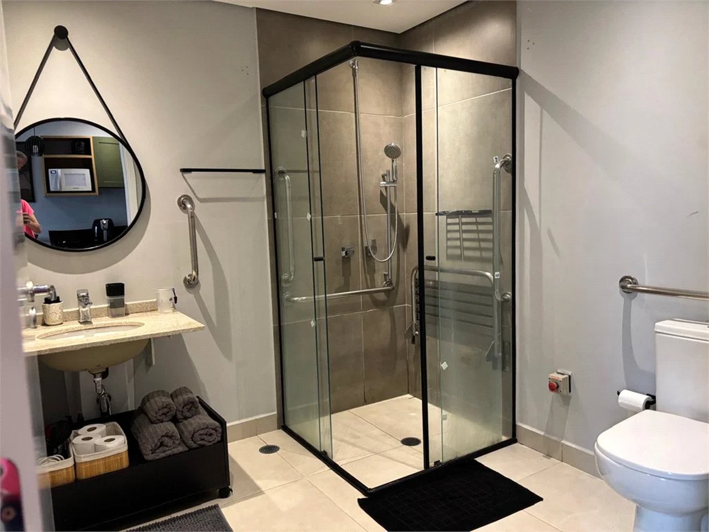 Apartamento à venda ou para alugar com 1 suíte em Pinheiros, São Paulo, SP