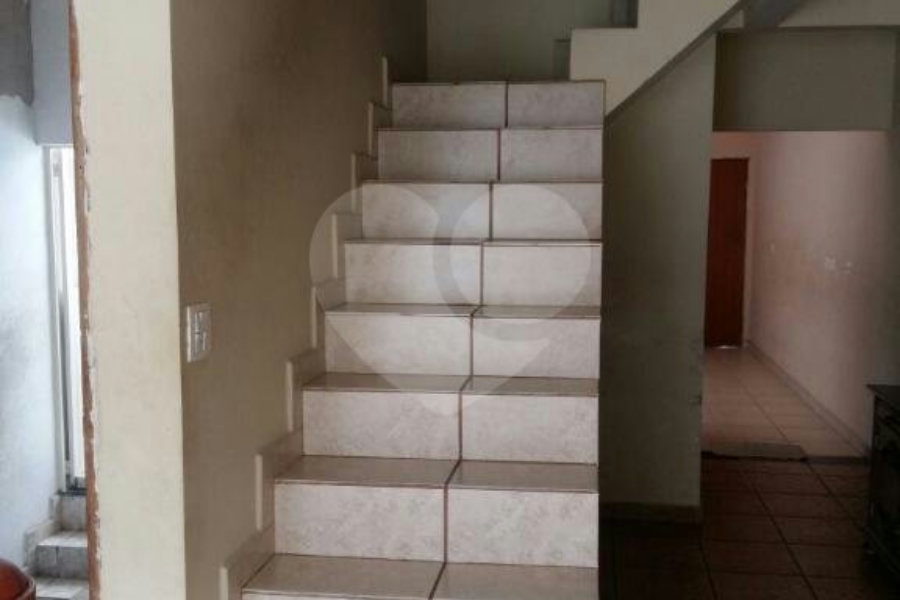 Sobrado à venda com 3 quartos, sendo 1 suíte, em Tremembé, São Paulo, SP