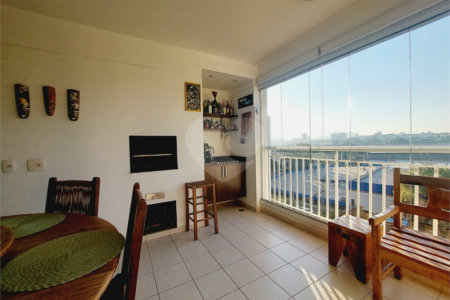Apartamento à venda com 3 quartos, sendo 1 suíte,  em Vila Leopoldina, São Paulo, SP