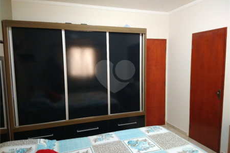 Sobrado à venda com 3 quartos, sendo 2 suítes, em Jardim Hubert, Indaiatuba, SP