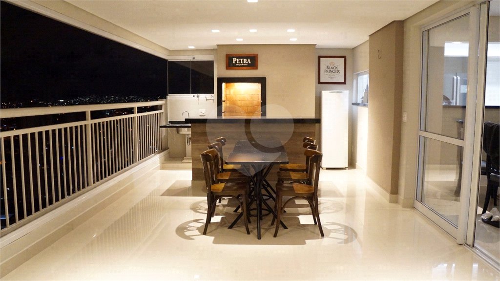 Apartamento à venda com 3 suítes em Santa Teresinha, São Paulo, SP