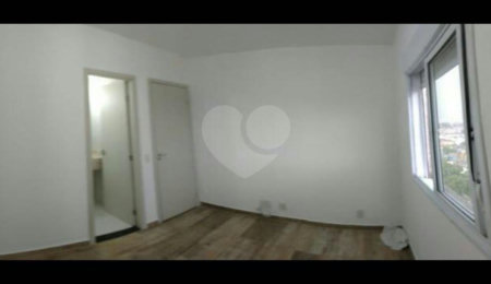 Apartamento à venda com 3 quartos, sendo 1 suíte,  em Parque Novo Mundo, São Paulo, SP