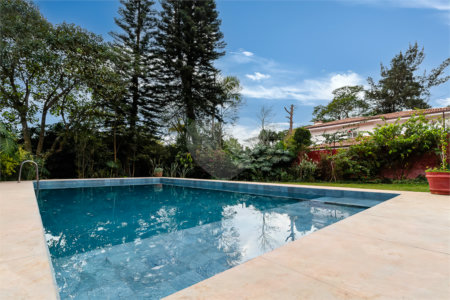 Casa Térrea à venda com 3 quartos, sendo 1 suíte,  em Alto da Boa Vista, São Paulo, SP