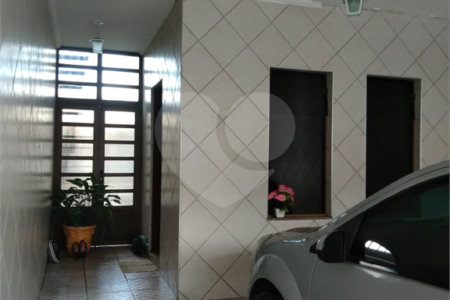 Sobrado à venda com 3 quartos, sendo 1 suíte, em Chora Menino, São Paulo, SP