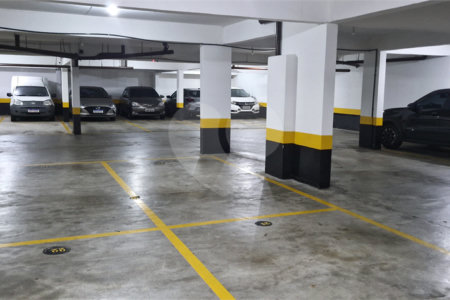 Apartamento à venda com 3 quartos, sendo 1 suíte, em Vila Mangalot, São Paulo, SP