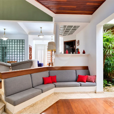 Casa à venda com 3 quartos, sendo 2 suítes,  em Interlagos, São Paulo, SP