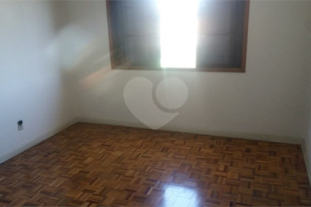 Casa à venda com 3 quartos, sendo 1 suíte,  em Vila Mazzei, São Paulo, SP