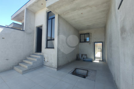 Casa Térrea à venda com 3 suítes em Jardim do Lago, Atibaia, SP