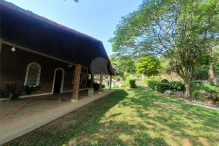 Chácara à venda com 3 quartos, sendo 1 suíte, em Chácaras Alpina, Valinhos, SP