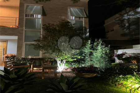 Casa à venda com 3 suítes no condomínio Maison Blanche, Indaiatuba - SP