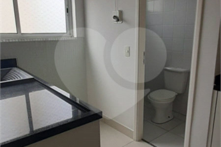 Apartamento à venda com 4 quartos, sendo 3 suítes, em Cambuci, São Paulo, SP