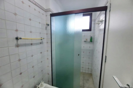 Apartamento Residencial à venda, Pitangueiras, Guarujá - AP0136.