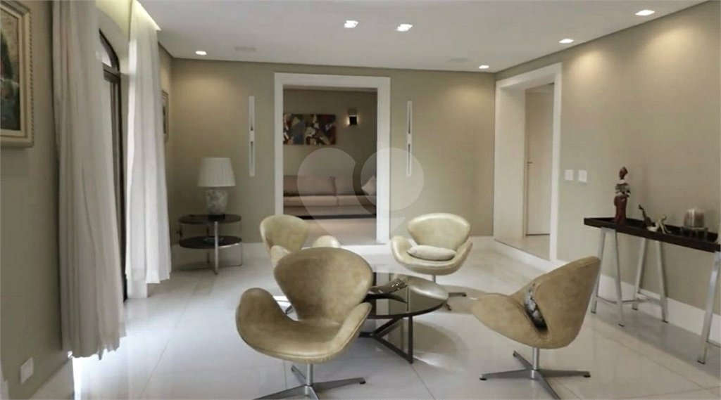 Apartamento à venda com 4 suítes em Santana, São Paulo, SP