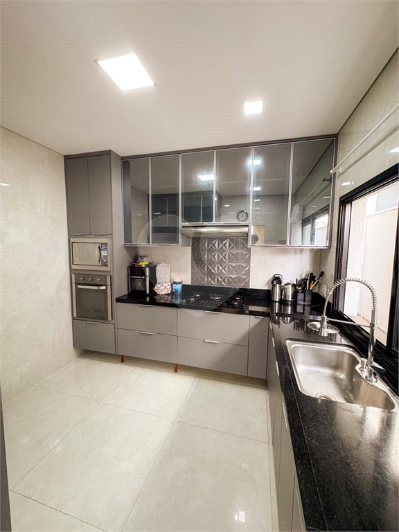 Casa à venda com 4 quartos, sendo 2 suítes, no condomínio Belvedere 2, Cuiabá - MT