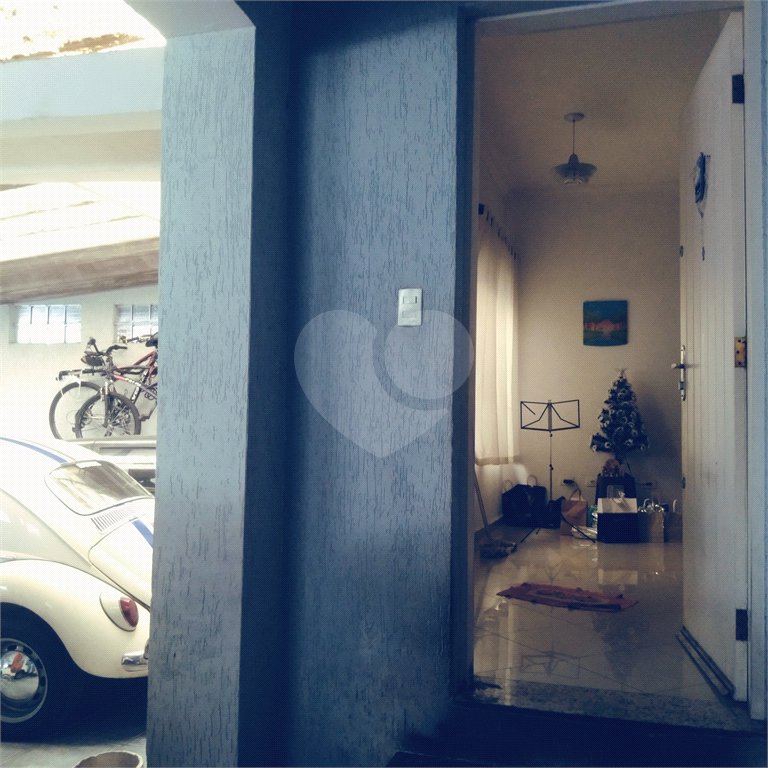 Casa à venda com 3 quartos, sendo 1 suíte, em Santana, São Paulo, SP