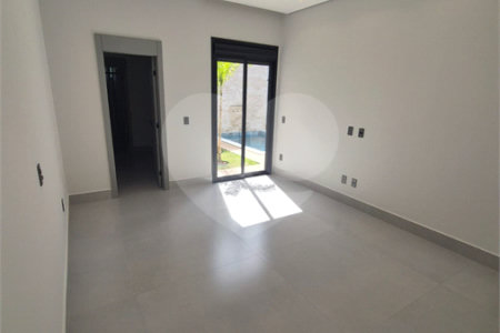 Casa à venda com 3 suítes no condomínio London Park, Indaiatuba - SP