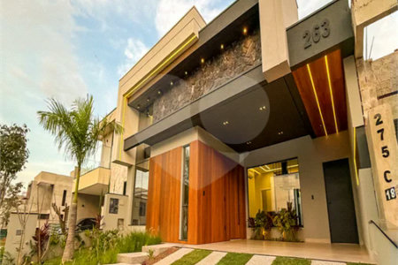 Indaiatuba - Condominio Sapezal - R$ 2.400.000,00 - Área Total 360,00 m² - Área Construída 213,32 m² - TÉRREA - 03 suítes sendo a master com closet; - Escritório; Lavabo; Cozinha com cooktop e planejados; Gourmet com churrasqueira; Ambientes preparados para ar condicionado; Piscina com cascata,