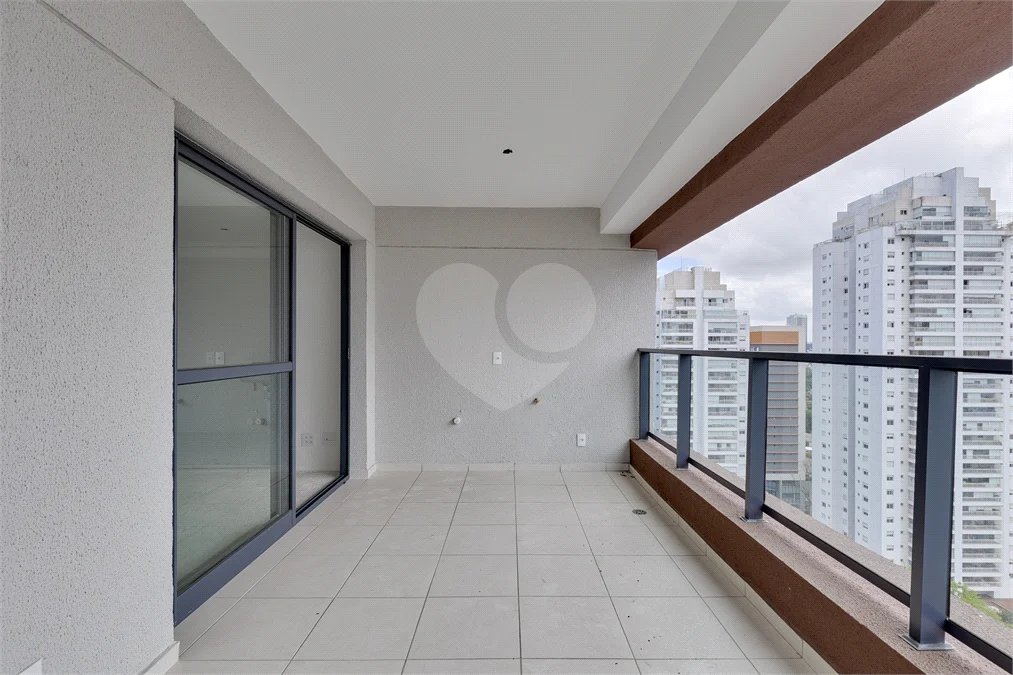 Apartamento com 2 quartos á venda no Alto da Boa Vista, São Paulo - SP
