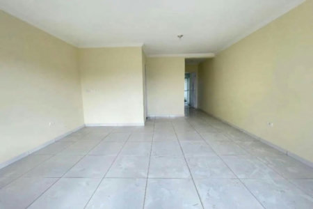 Casa à venda com 3 quartos, sendo 1 suíte, em Jardim Ester, São Paulo - SP