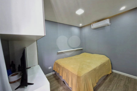 Casa à venda com 2 suítes no condomínio Residencial Living Sabara, São Paulo - SP