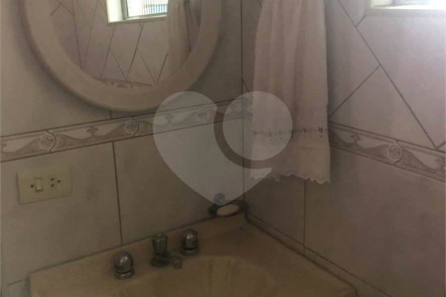 Sobrado à venda com 4 quartos, sendo 1 suíte, em Freguesia do Ó, São Paulo, SP