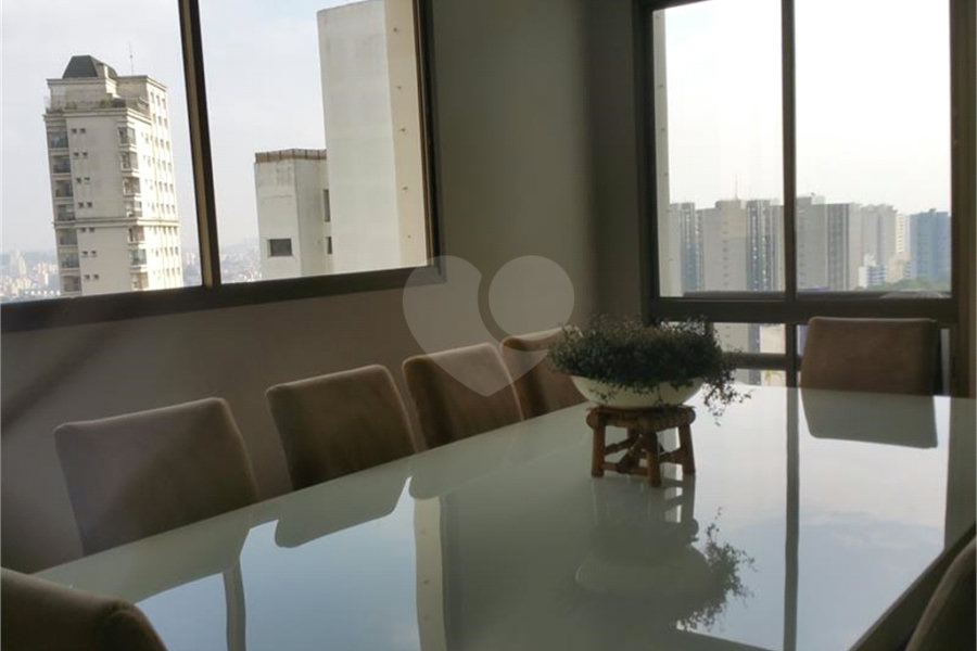 Apartamento à venda ou para alugar com 4 suítes em Morumbi, São Paulo, SP