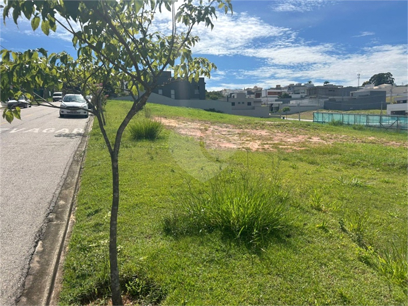 Terreno à venda no condomínio Bougainville, Sorocaba - SP