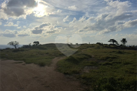 Área de Terra à venda em Chácaras Alpina, Valinhos, SP