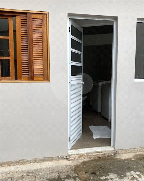 Sobrado à venda com 5 quartos, sendo 2 suítes, em Jardim São Bento, São Paulo, SP