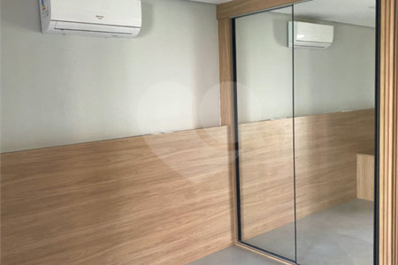 Apartamento à venda ou para alugar com 1 suíte em Cerqueira César, São Paulo, SP