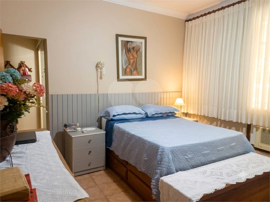 Casa à venda com 4 quartos, sendo 1 suíte,  em Tijuca, Rio de Janeiro, RJ