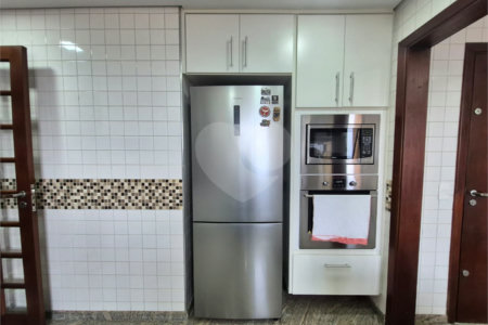 Cobertura à venda com 3 quartos, sendo 1 suíte, em Parque São Domingos, São Paulo, SP