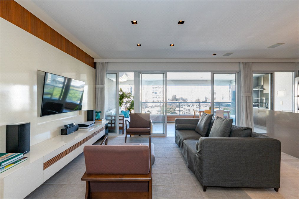 Apartamento à venda com 2 suítes em Brooklin, São Paulo, SP