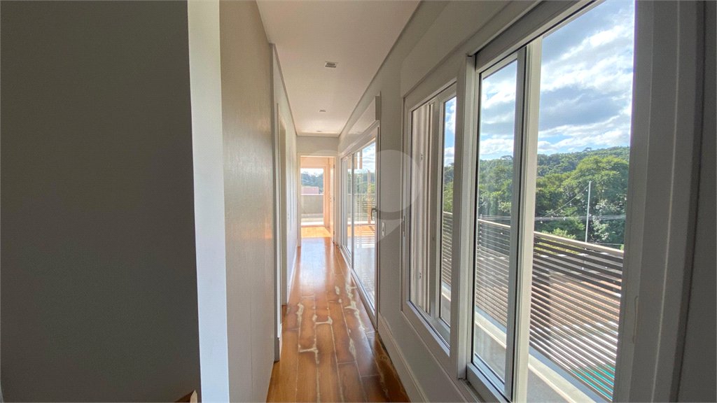 Casa à venda com 4 suítes no condomínio Portal Horizonte, Bragança Paulista - SP