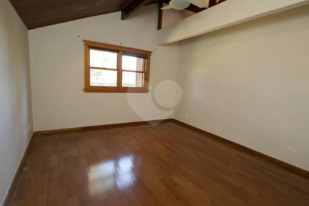 Casa à venda com 4 suítes no condomínio Jardim das Azaléias, São Paulo - SP