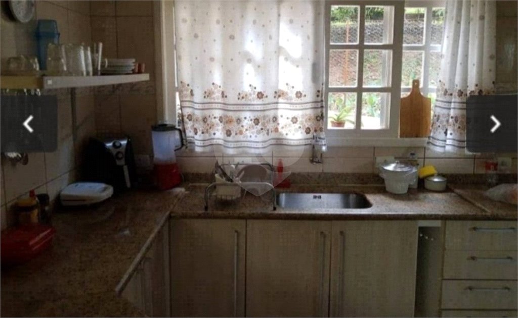 Chácara à venda ou para alugar com 4 quartos, sendo 1 suíte, em Vila Omízollo, Louveira, SP