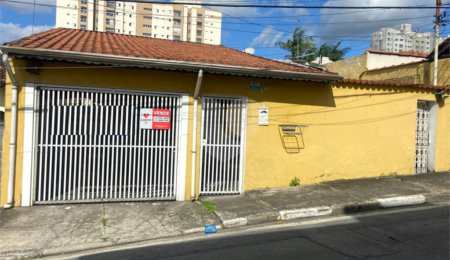 Casa Térrea à venda com 3 quartos, sendo 1 suíte,  no Centro, Poá, SP