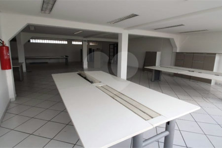 Prédio à venda ou para alugar em Vila Palmares, Santo André, SP