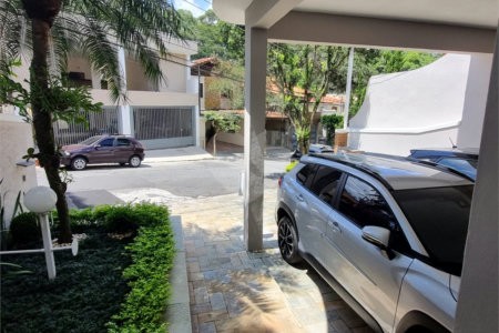 Sobrado à venda com 4 suítes em Jardim Olympia, São Paulo, SP