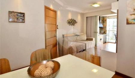 Apartamento à venda com 3 quartos, sendo 1 suíte,  em Vila Ipojuca, São Paulo, SP