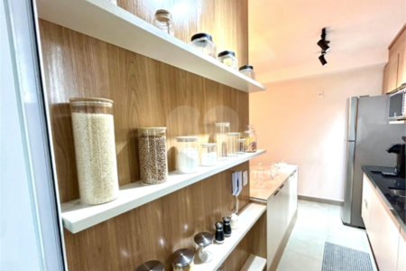 Apartamento à venda com 2 quartos, sendo 1 suíte,  em Vila Rosália, Guarulhos, SP