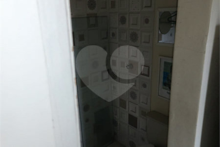 Apartamento à venda com 3 quartos, sendo 1 suíte, em Chácara Inglesa, São Paulo, SP