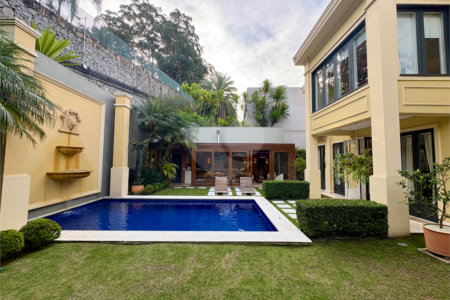 Casa à venda com 5 quartos, sendo 4 suítes, no condomínio Pignatari, São Paulo - SP