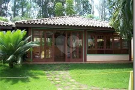Casa à venda com 3 suítes no condomínio Village Visconde de Itamaracá, Valinhos - SP