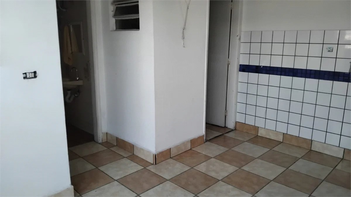 Sobrado à venda com 3 quartos, sendo 1 suíte, em Jardim Bonfiglioli, São Paulo, SP