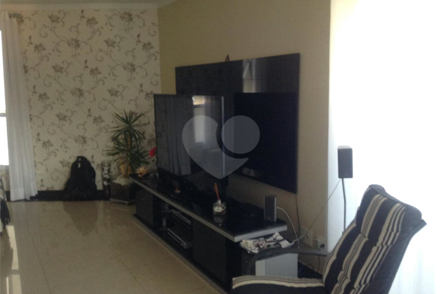Apartamento à venda com 3 suítes em Santa Teresinha, São Paulo, SP
