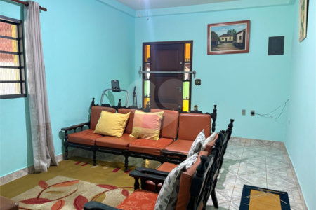 Sítio à venda com 3 quartos, sendo 1 suíte, no Centro, Guararema, SP