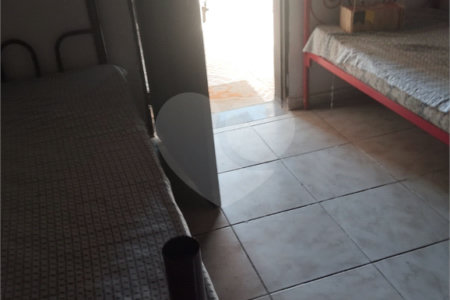 Chácara à venda com 6 quartos, sendo 1 suíte,  no Centro, Biritiba-mirim, SP