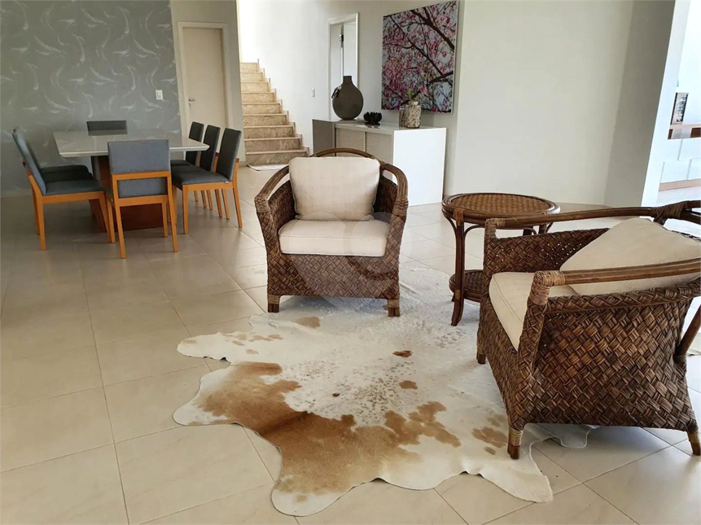 Casa à venda com 5 quartos, sendo 4 suítes, no condomínio Sol Vinhedo, Vinhedo - SP